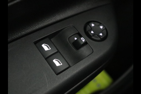 Opel CORSA-E Edition 50 kWh | Carplay | Parkeerhulp | Cruise control | Climate control | Keyless start | 16'' lichtmetalen velgen | Bluetooth