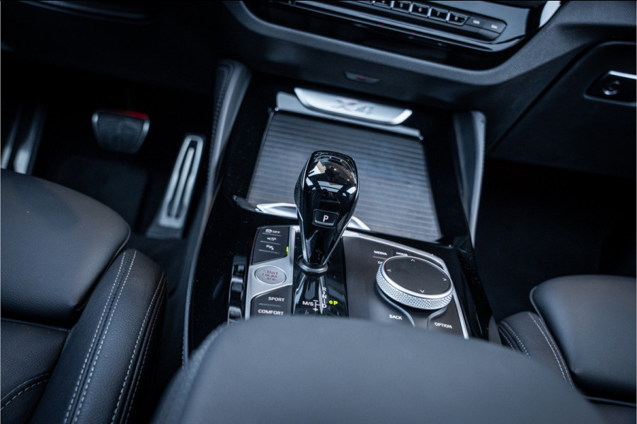 BMW X4 xDrive20i Business Edition Plus - M Sport | Panorama | H&K | Memory | 360 Camera