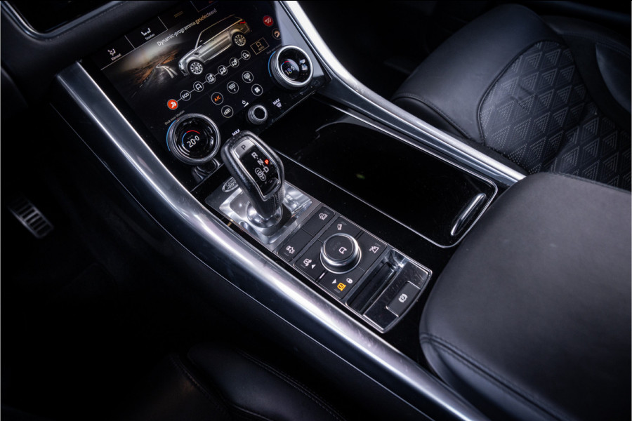 Land Rover Range Rover Sport P575 SVR Carbon Edition - Panorama | Meridian | Elek. Trekhaak | Memory | HUD
