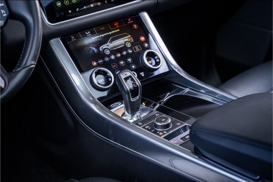 Land Rover Range Rover Sport P575 SVR Carbon Edition - Panorama | Meridian | Elek. Trekhaak | Memory | HUD