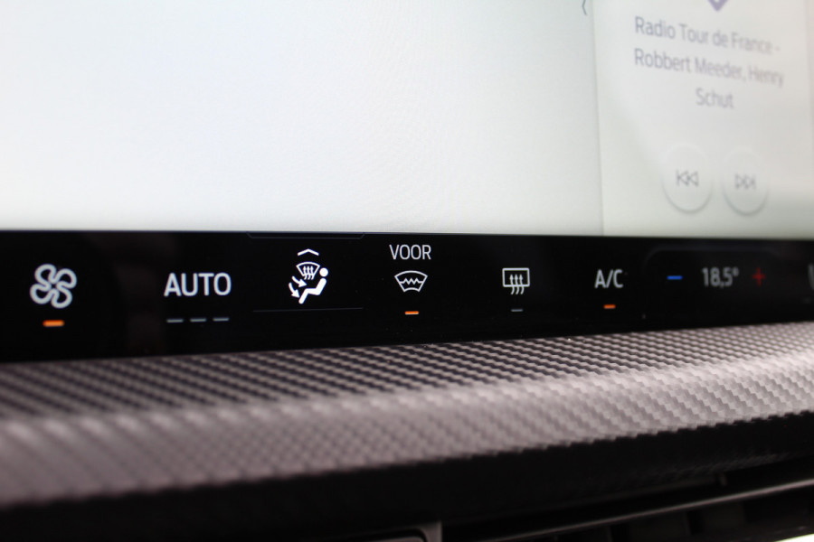 Ford Kuga 2.5 PHEV ST-Line X | Trekhaak | Panoramadak | AGR | Led | Head-up | B&O