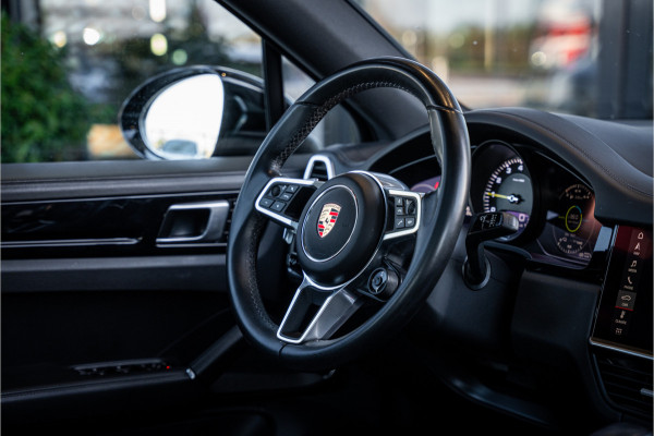 Porsche Cayenne Coupé 3.0 E-Hybrid - Sport Chrono + | Panorama | Stoelkoeling | Memory | 360 Camera