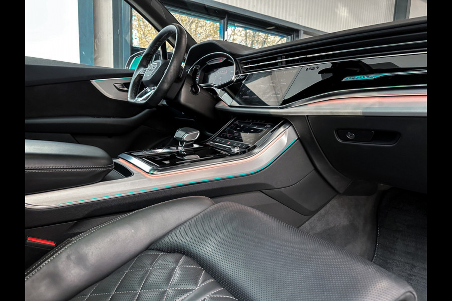 Audi Q7 4.0 TFSI SQ7 quattro 7p 3D B&O|RS-Seats|Trekhaak|HUD|Full Opt.