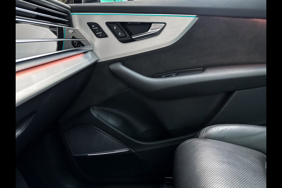 Audi Q7 4.0 TFSI SQ7 quattro 7p 3D B&O|RS-Seats|Trekhaak|HUD|Full Opt.