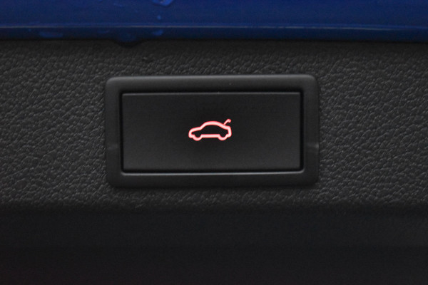 Škoda Superb Combi iV 218PK DSG HYBRID BUSINESS VIRTUAL/NAVI/TREKHAAK