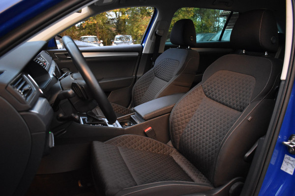 Škoda Superb Combi iV 218PK DSG HYBRID BUSINESS VIRTUAL/NAVI/TREKHAAK