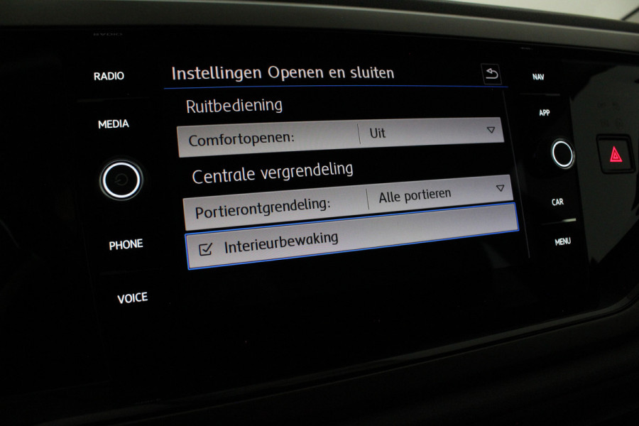 Volkswagen Polo 1.0 TSI Comfortline 95pk > Navigatie/Adaptive cruise control/Apple CarPlay/Android Auto