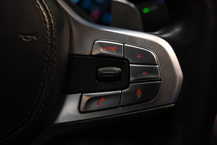 BMW 7 Serie 740e M Sport - 360 Camera - Massage - El. Achterbank - Laser Koplampen - Adaptive Cruise Control - Soft-Close