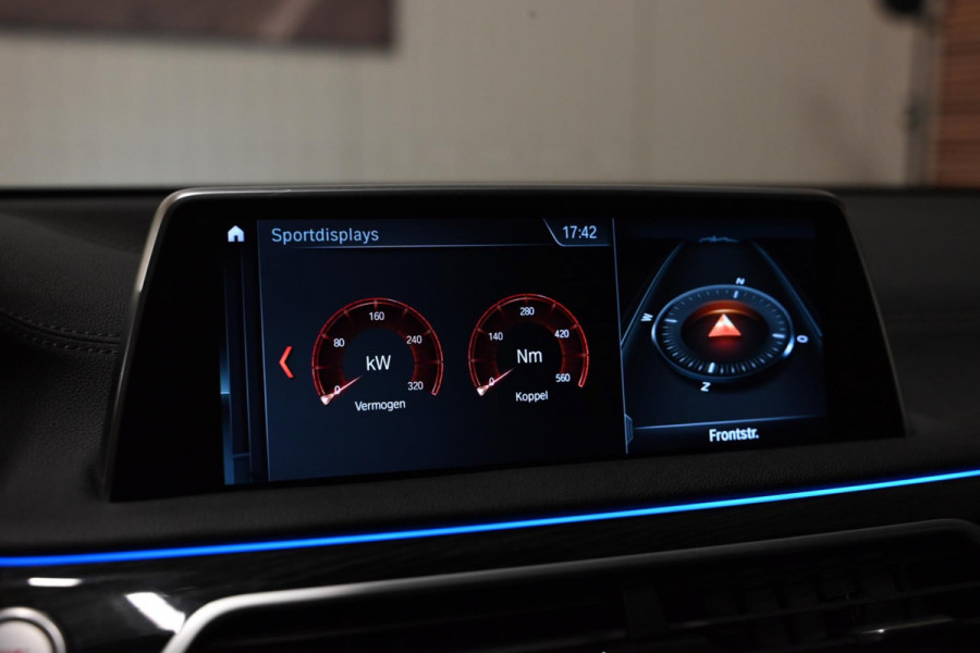 BMW 7 Serie 740e M Sport - 360 Camera - Massage - El. Achterbank - Laser Koplampen - Adaptive Cruise Control - Soft-Close