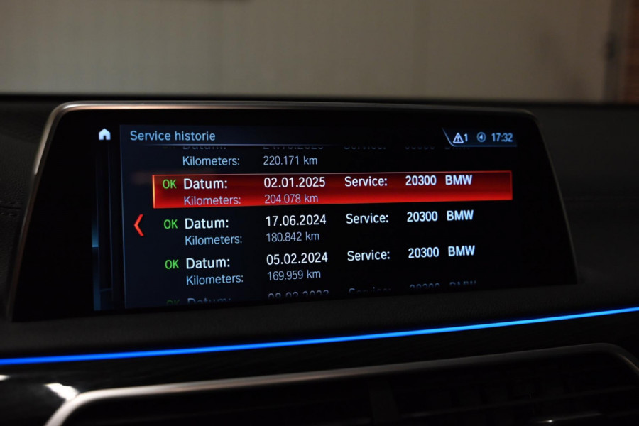 BMW 7 Serie 740e M Sport - 360 Camera - Massage - El. Achterbank - Laser Koplampen - Adaptive Cruise Control - Soft-Close