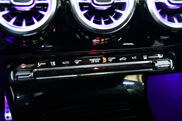 Mercedes-Benz A-Klasse 250 e Premium Plus, Pano, Sfeerverlichting