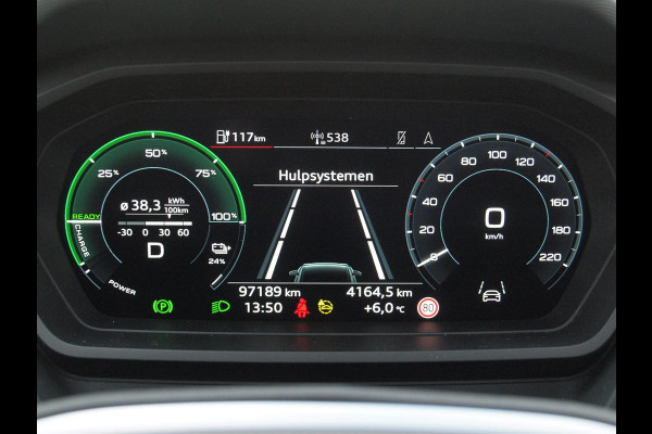 Audi Q4 e-tron 40 Launch edition Advanced Plus 77 kWh | Panoramadak | Camera | Trekhaak | Sfeerverlichting | Apple Carplay |