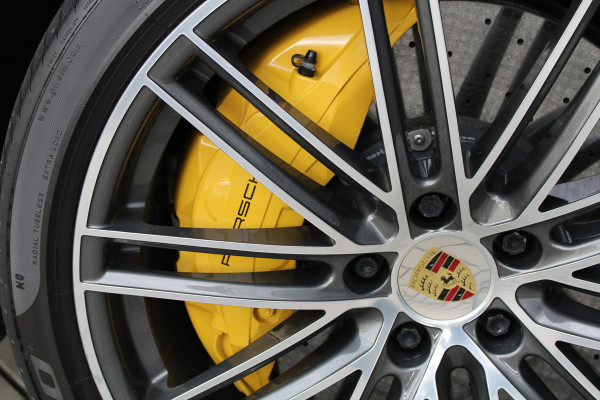 Porsche Cayenne Coupé 4.0 Turbo S E-Hybrid | HUD | VENTILATIE | SOFT-CLOSE | 360 | MEMORY | BOSE | KEYLESS | PDCC |