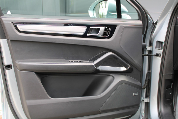 Porsche Cayenne Coupé 4.0 Turbo S E-Hybrid | HUD | VENTILATIE | SOFT-CLOSE | 360 | MEMORY | BOSE | KEYLESS | PDCC |