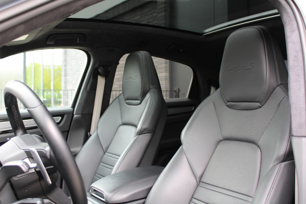 Porsche Cayenne Coupé 4.0 Turbo S E-Hybrid | HUD | VENTILATIE | SOFT-CLOSE | 360 | MEMORY | BOSE | KEYLESS | PDCC |