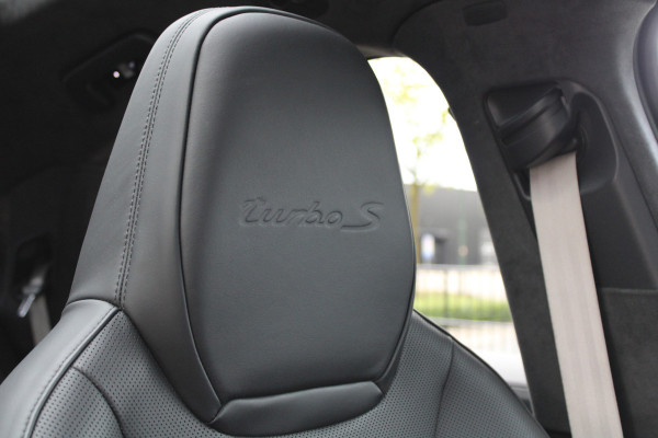 Porsche Cayenne Coupé 4.0 Turbo S E-Hybrid | HUD | VENTILATIE | SOFT-CLOSE | 360 | MEMORY | BOSE | KEYLESS | PDCC |