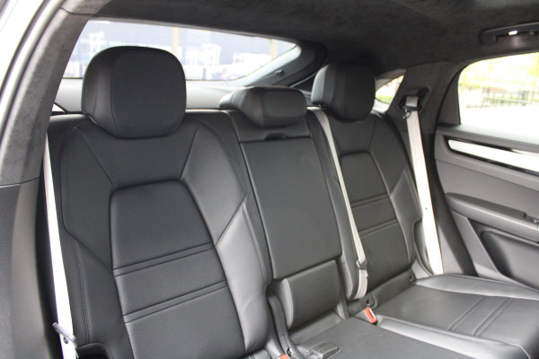 Porsche Cayenne Coupé 4.0 Turbo S E-Hybrid | HUD | VENTILATIE | SOFT-CLOSE | 360 | MEMORY | BOSE | KEYLESS | PDCC |