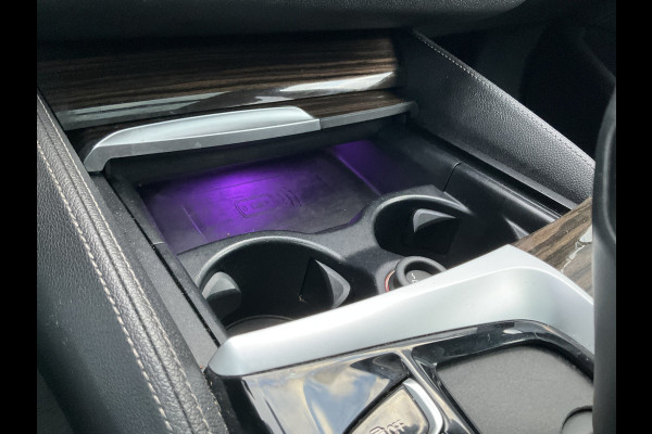 BMW 5 Serie Touring 530e xDrive M-sport HUD Laser Memory 4wielsturing Pano Business Edition Plus