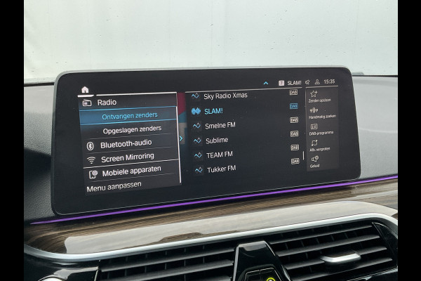 BMW 5 Serie Touring 530e xDrive M-sport HUD Laser Memory 4wielsturing Pano Business Edition Plus