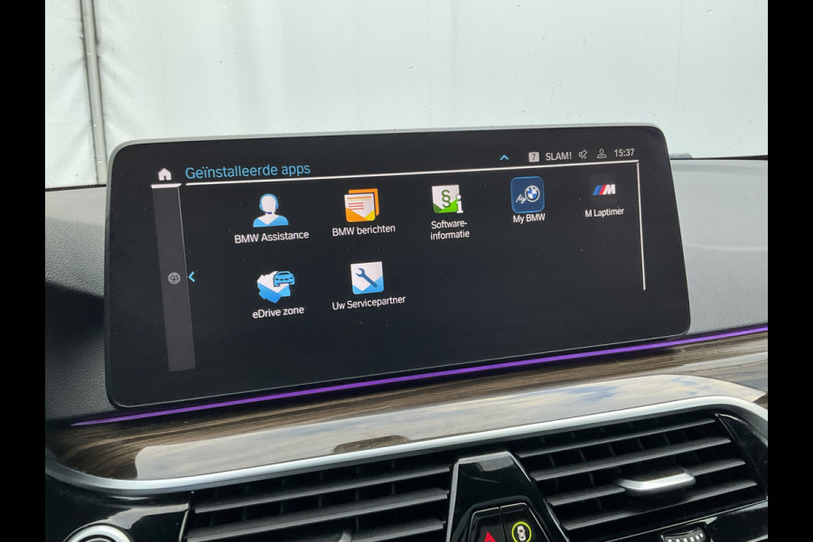 BMW 5 Serie Touring 530e xDrive M-sport HUD Laser Memory 4wielsturing Pano Business Edition Plus