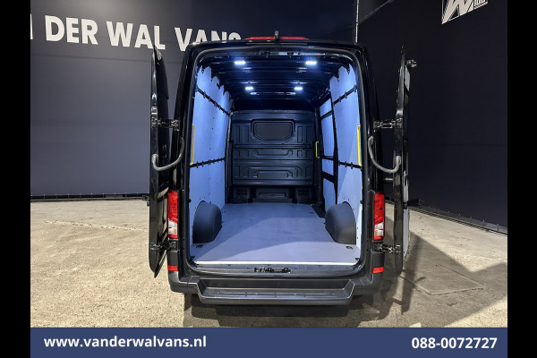Volkswagen Crafter 2.0 TDI 141pk L3H3 L2H2 Euro6 Airco | Camera | Apple Carplay | Andoid Auto 270 Graden Achterdeuren, Bijrijdersbank, 3000kg trekvermogen