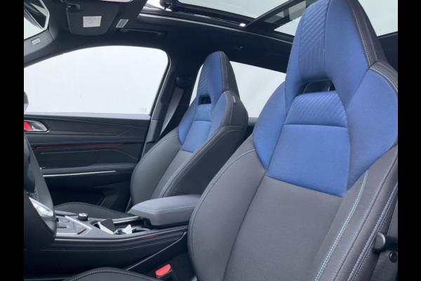 Lynk & Co 01 1.5 262PK PHEV Zwarte hemel 360° StoelVerw. Panoramadak Plug-in