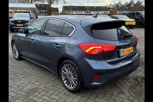 Ford Focus 1.0 EcoBoost Titanium Business 125pk | Full LED Koplampen | Adaptieve Cruise | Winterpack | 17 inch Lichtmetaal | Achteruitrijcamera