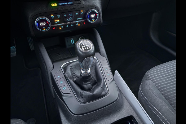 Ford Focus 1.0 EcoBoost Titanium Business 125pk | Full LED Koplampen | Adaptieve Cruise | Winterpack | 17 inch Lichtmetaal | Achteruitrijcamera