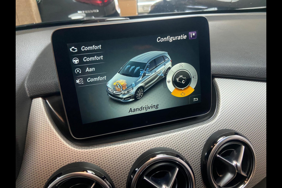 Mercedes-Benz B-Klasse 180 AUT7/SPORTSEATS/LEDER/KEYLESS/NAVI/PDC