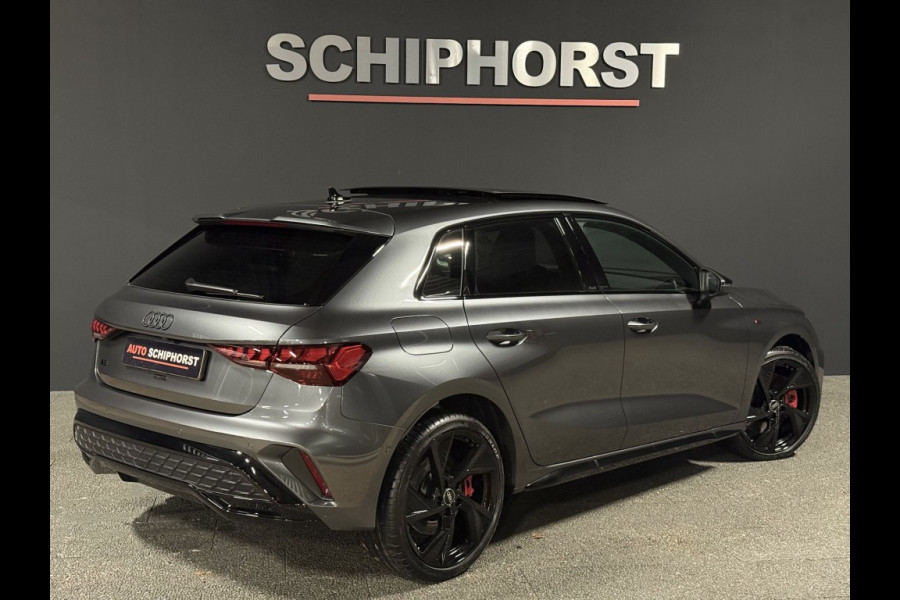 Audi A3 Sportback 45Tfsi e 3xS-line 272 pk 19 inch Competition vol leer matrix panorama dak