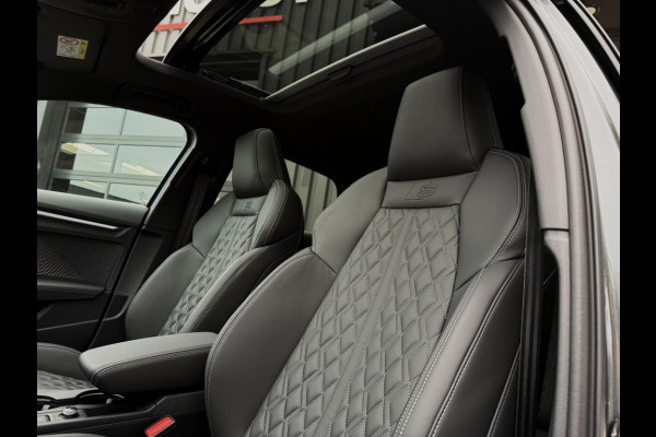Audi A3 Sportback 45Tfsi e 3xS-line 272 pk 19 inch Competition vol leer matrix panorama dak