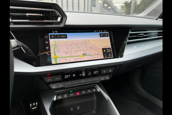 Audi A3 Sportback 45Tfsi e 3xS-line 272 pk 19 inch Competition vol leer matrix panorama dak