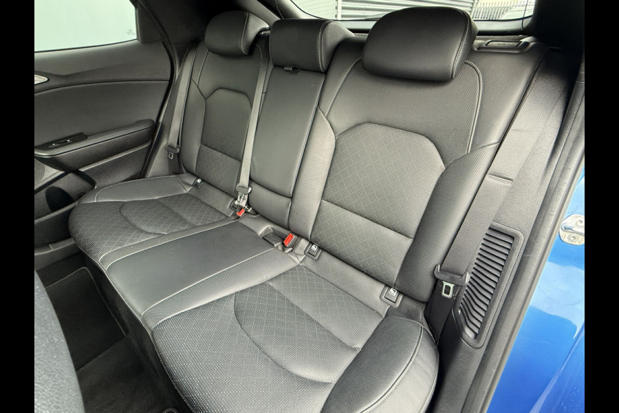 Kia Xceed BWJ 2021 | 1.6 GDi PHEV 141PK ExecutiveLine | TREKHAAK | PANO | LEER | 18'' LMV | CAMERA | STOELVERW | ACHTERBANK VERW | CARPLAY |