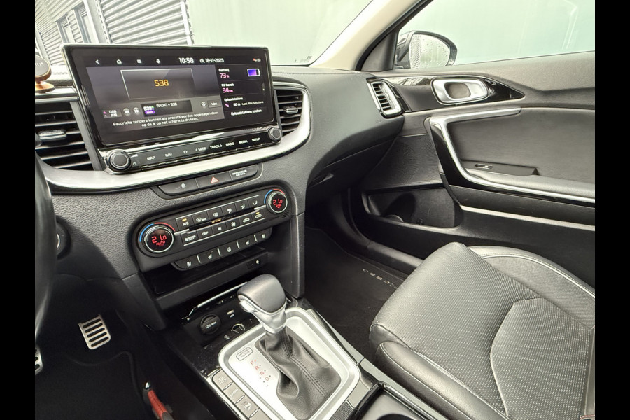 Kia Xceed BWJ 2021 | 1.6 GDi PHEV 141PK ExecutiveLine | TREKHAAK | PANO | LEER | 18'' LMV | CAMERA | STOELVERW | ACHTERBANK VERW | CARPLAY |