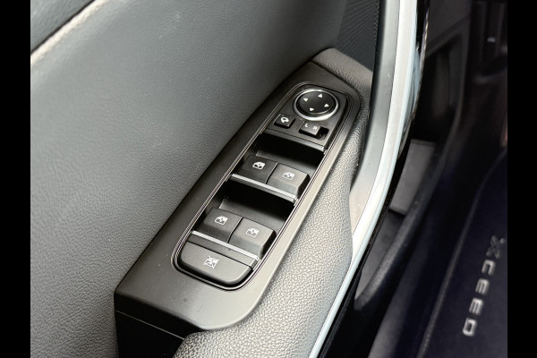 Kia Xceed BWJ 2021 | 1.6 GDi PHEV 141PK ExecutiveLine | TREKHAAK | PANO | LEER | 18'' LMV | CAMERA | STOELVERW | ACHTERBANK VERW | CARPLAY |