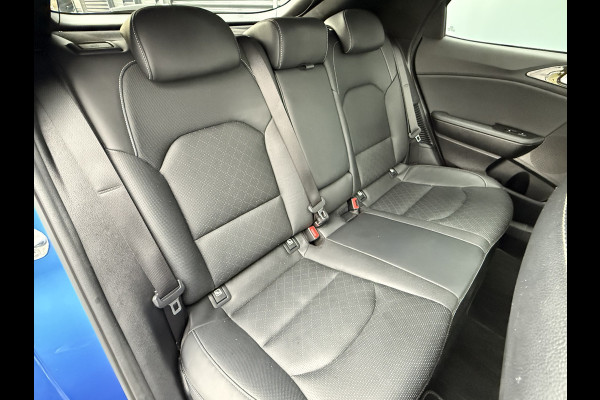 Kia Xceed BWJ 2021 | 1.6 GDi PHEV 141PK ExecutiveLine | TREKHAAK | PANO | LEER | 18'' LMV | CAMERA | STOELVERW | ACHTERBANK VERW | CARPLAY |