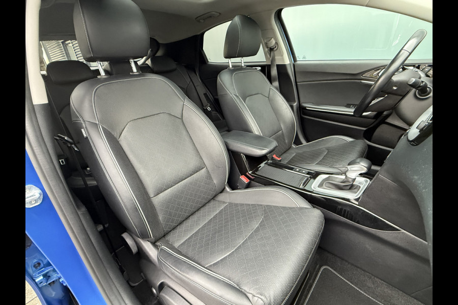 Kia Xceed BWJ 2021 | 1.6 GDi PHEV 141PK ExecutiveLine | TREKHAAK | PANO | LEER | 18'' LMV | CAMERA | STOELVERW | ACHTERBANK VERW | CARPLAY |