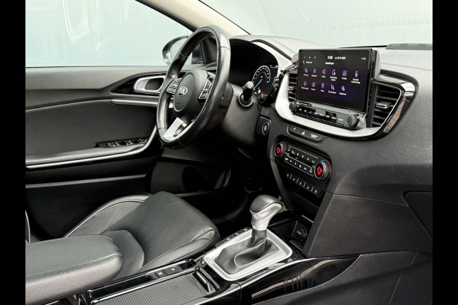 Kia Xceed BWJ 2021 | 1.6 GDi PHEV 141PK ExecutiveLine | TREKHAAK | PANO | LEER | 18'' LMV | CAMERA | STOELVERW | ACHTERBANK VERW | CARPLAY |