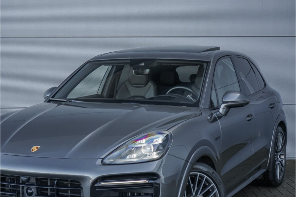 Porsche Cayenne 3.0 E-Hybrid Sport Design & Chrono Pano 360° Bose Matrix