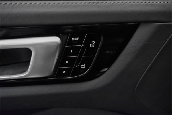 Porsche Cayenne 3.0 E-Hybrid Sport Design & Chrono Pano 360° Bose Matrix