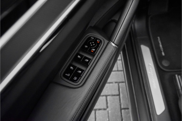 Porsche Cayenne 3.0 E-Hybrid Sport Design & Chrono Pano 360° Bose Matrix