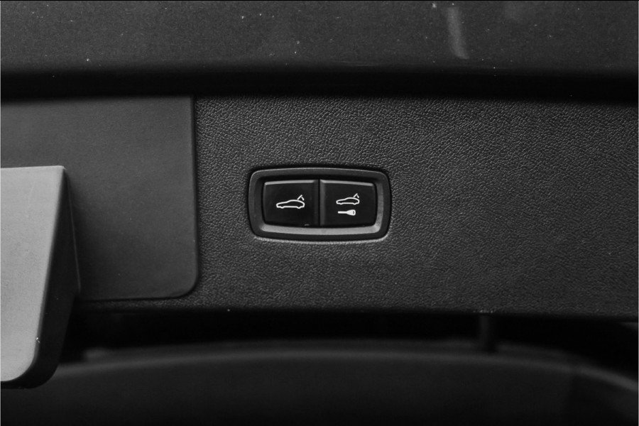 Porsche Cayenne 3.0 E-Hybrid Sport Design & Chrono Pano 360° Bose Matrix