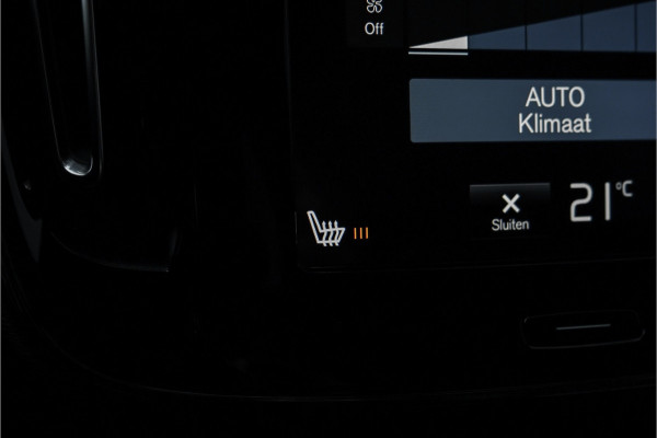 Volvo XC40 2.0 T4 R-Design Trekhaak Camera 19"