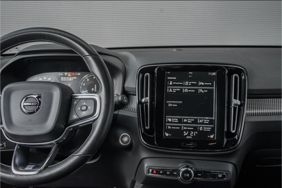 Volvo XC40 2.0 T4 R-Design Trekhaak Camera 19"