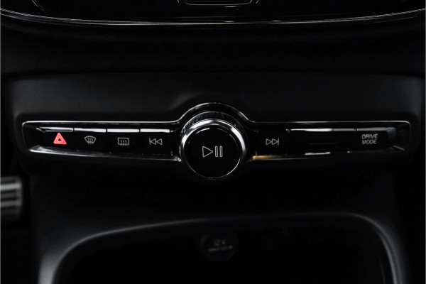 Volvo XC40 2.0 T4 R-Design Trekhaak Camera 19"