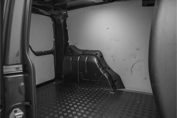 Volkswagen Caddy Cargo 2.0 TDI 122PK Automaat LED Camera Trekhaak Comfortstoelen