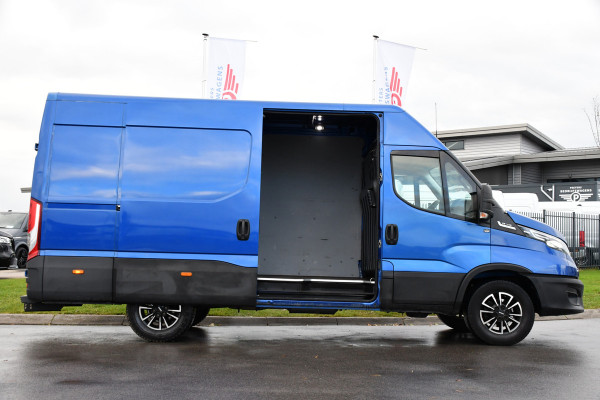 Iveco Daily 35C14V 2.3 352 H2 PB Edition Adaptieve Cruise, 3500kg Trekhaak, Camera, Carplay, Automaat, LED, Multimedia, NAVI, Uniek!