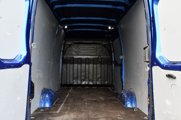 Iveco Daily 35C14V 2.3 352 H2 PB Edition Adaptieve Cruise, 3500kg Trekhaak, Camera, Carplay, Automaat, LED, Multimedia, NAVI, Uniek!