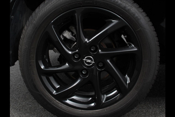 Opel Corsa 1.2 GS Line 131pk Aut. Navigatie Apple Carplay/Android Auto Camera Parkeersensoren Cruise Control Stoelverwarming Getinte ramen Airco