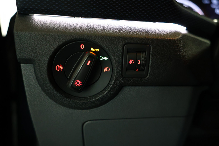 Volkswagen T-Cross 1.0 TSI DSG United CARPLAY STOELVW PDC CRUISE '21